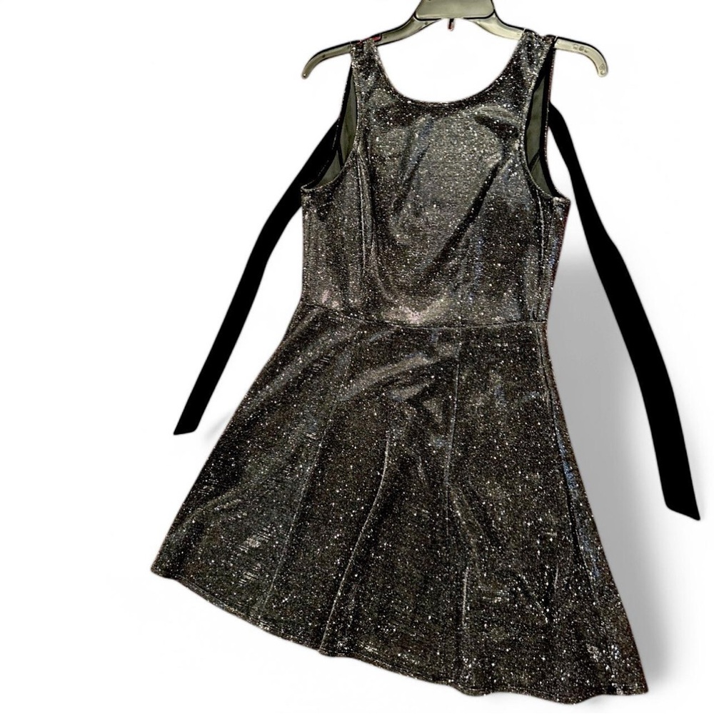 Sparkling Black Sleeveless Dress